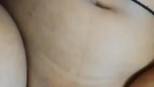 Индийскую возбужденную подругу трахнул любовник