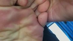 Chinese milf voeten solo op de trein