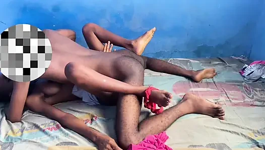 Seks romantis sama sahabatku waktu suaminya lagi nggak di rumah