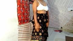 भारतीय लड़की नग्न स्ट्रिप्स - मुजरा
