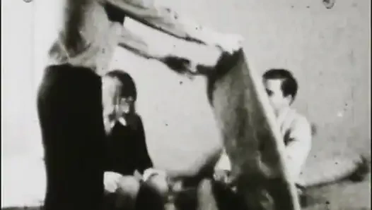 Bermain dengan kelinci