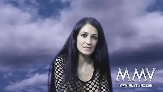 Süße Meli schließt sich einer paar-party an