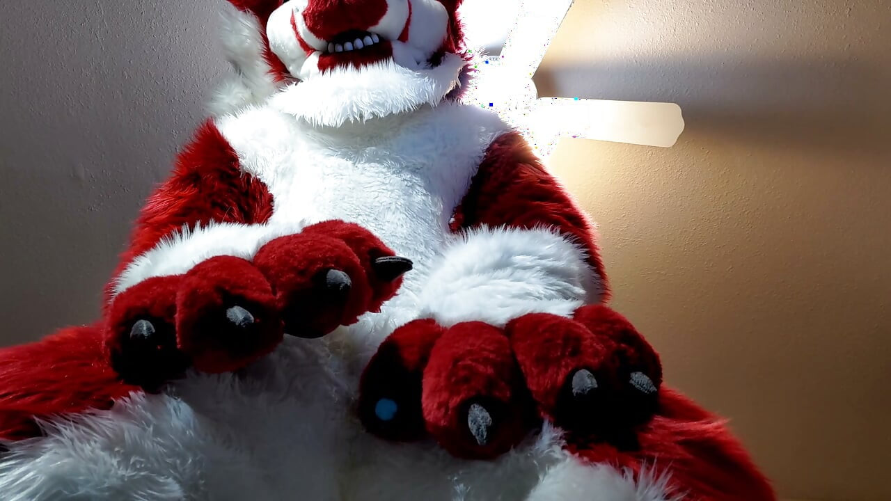 Fursuit omorashi - wetting myself in my full-body murrsuit