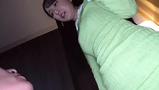 Элегантная жена. Один взгляд, и она превращается полностью