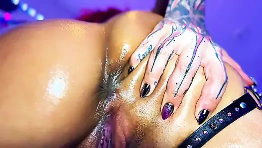 Jilat pantatku dong, sayang?