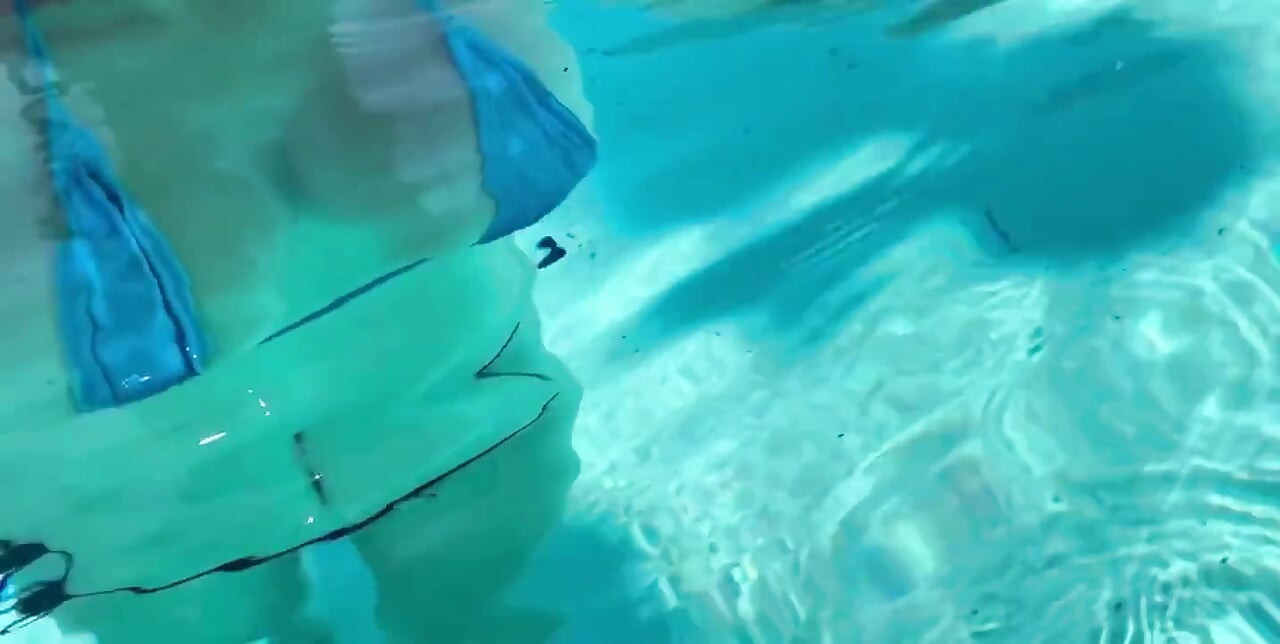 Artemisia Love Sexy Bikini Big Boobs Underwater Fetish at the Pool