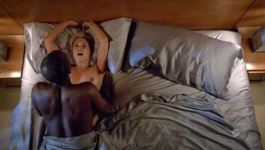 Секс-сцены с Nicky Whelan, подборка на scandalplanet.com