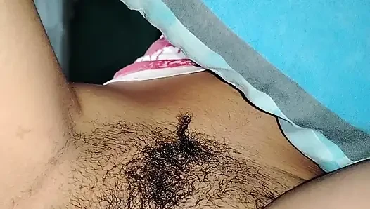 Alone in my bed, I'm so hot