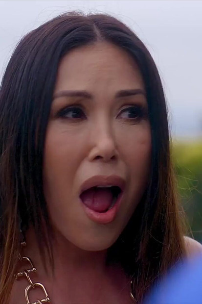 Milfy, reiche hausfrau kianna liebt es, Antons dicken bbc zu reiten