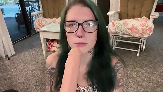 Nut Hungry Slut