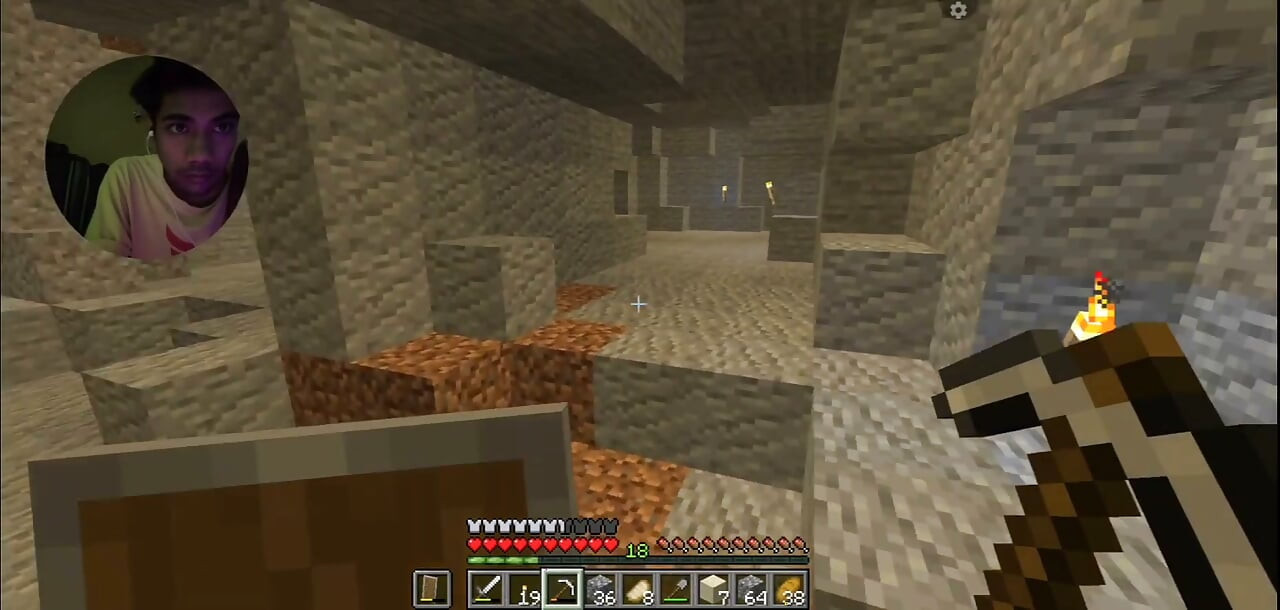 Sessão de mineração no baú e tesouro do Minecraft