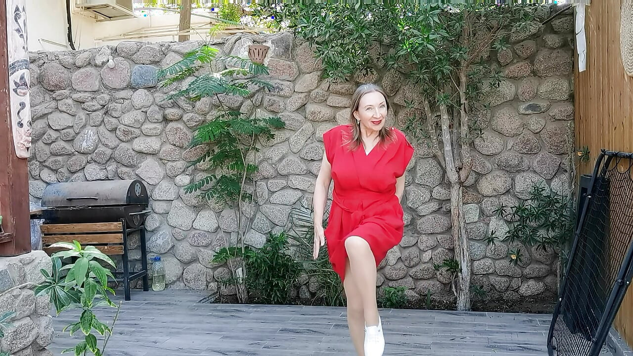 Red Grace dans le jardin