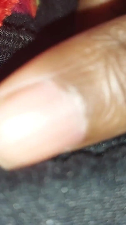 تدليك الكس بالسروال استمناء نسائي | مقطع 2