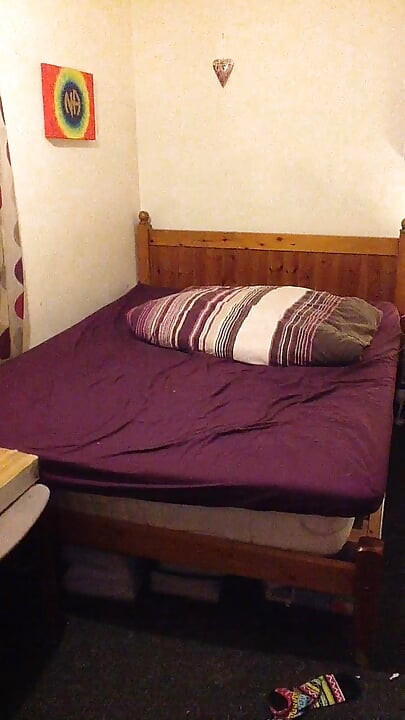 hi dde n camera set up in the room she let me watch her masturbeting