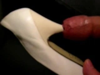 heel in penis