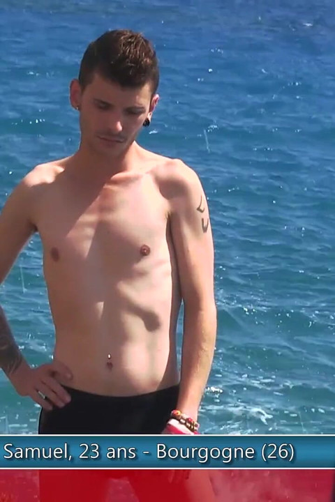 Gözleri bağlı flop twink sikişiyor