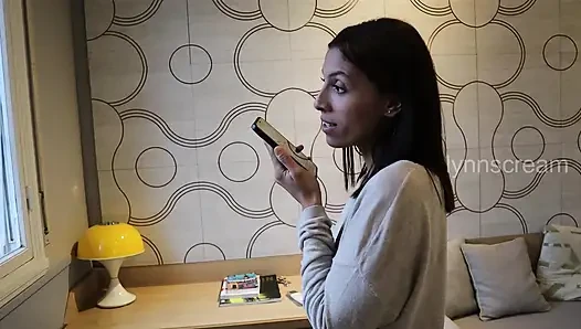 Позвони соседу, чтобы она приехала. Моего мужа здесь нет.