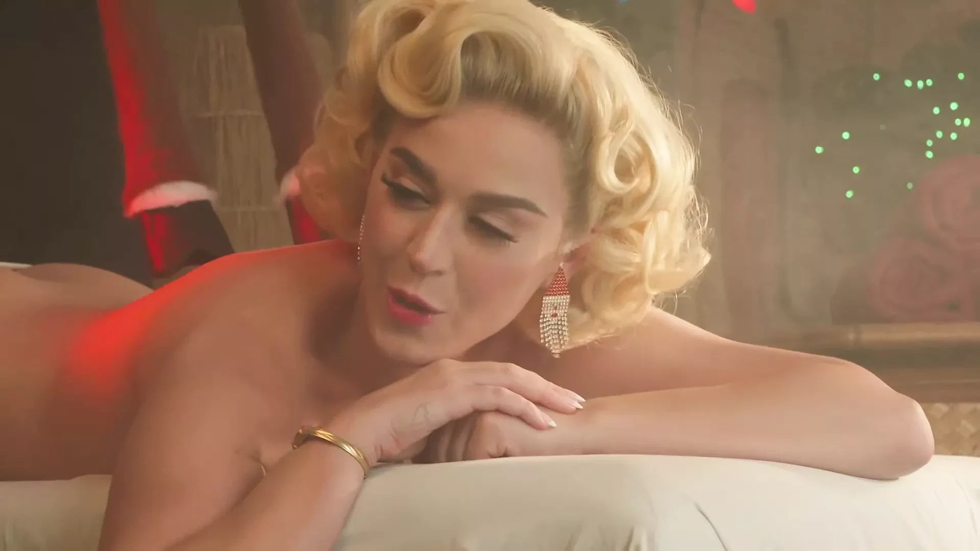 Katy Perry - &#39;&#39; acogedora pequeña navidad &#39;&#39; detrás de escena