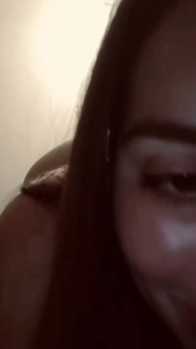 Putita mandandome videos