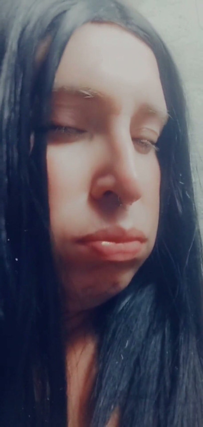Bonnie masturbates and ends sweetly, tasting the cum. | Clip 1