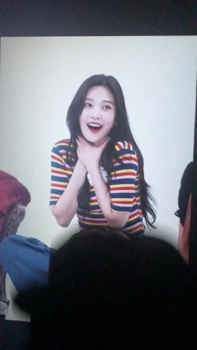 Joy red velvet वीर्य की श्रद्धांजलि