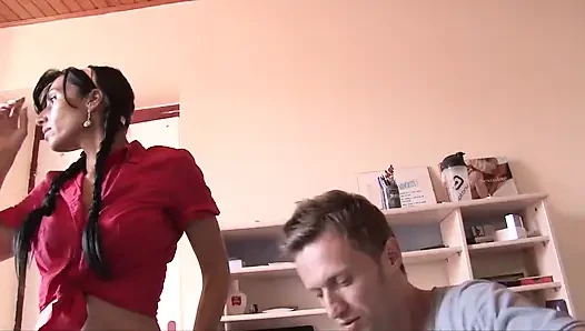 Anal fuck for the horny brunette MILF