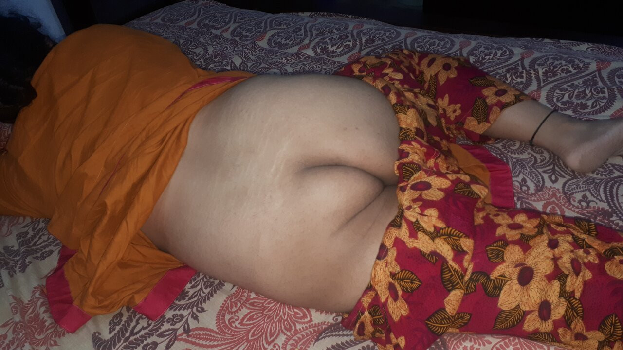 Tatie desi indienne sexy Ko choda os ka ghar pa jab ghar paa koi nhi tha creampie vidéo de sexe et baise avec un gros cul