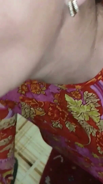 Mature MILF gives Sloppy Blowjob with Lot Cum in Mouth | Clip 1