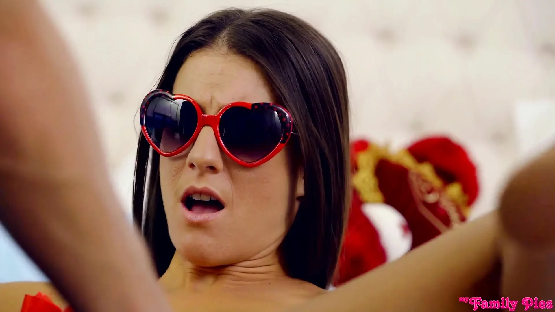 Creampie pour la Saint-Valentin - S2 : E1