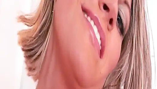 Грязные маленькие дела.