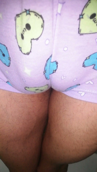 Huge Camelto, Close-up, With Surprise, Me Hard | Clip 1
