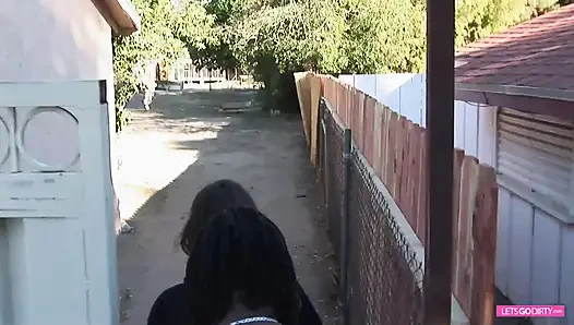 Sevimli esmerinde çok uzun siyah yarak
