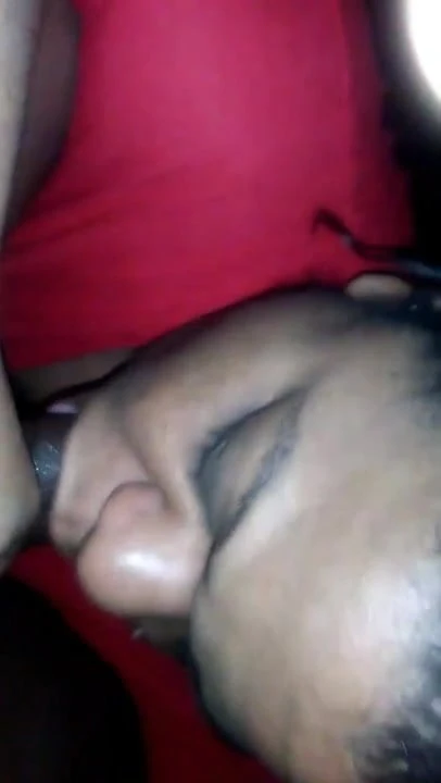Aunt giving head to her baby daddy