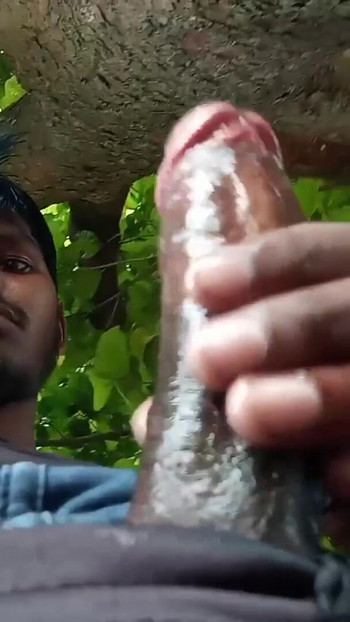 Epic moment from "Desi Indian boy ykal hastmaithun"