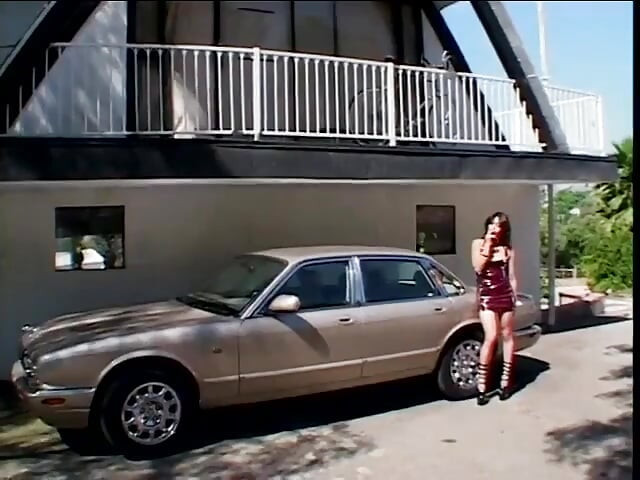 hot chhoti kaale baal vaali ka munh kaale land dvara chaura phaila diya jaata hai