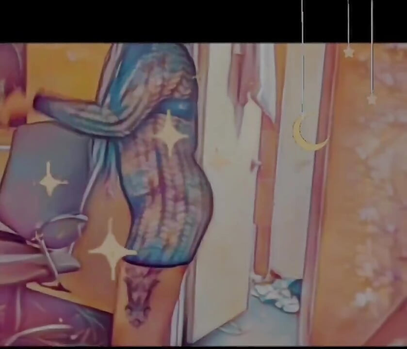 물건을 걷어차고 솔레나 여주인에게 경의를 표하지 않는 무언가가 오늘날 자선을 느끼고 있습니다.... 을 기대하지 마십시오