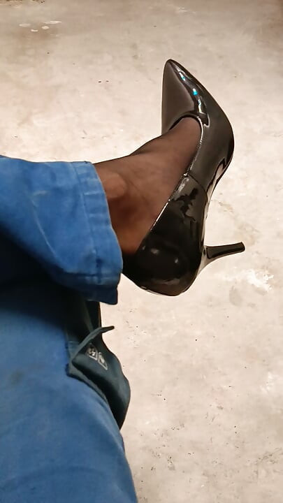 İş yerinde crossdressing - Cuma 12:04