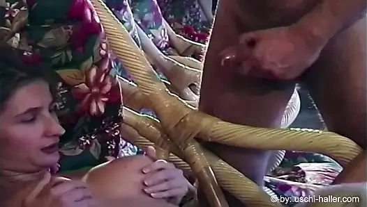 Lesbischer spaß mit christina, Marion und einem typen