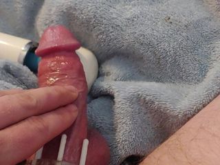 Teasing with her Hitachi leads to hands free cum