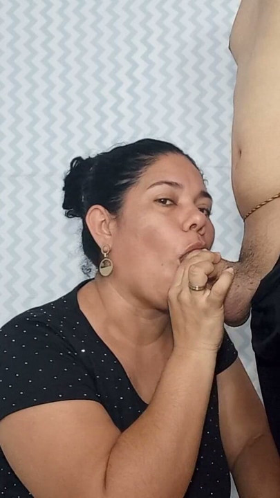 Well-deserved spectacular blowjob | Clip 1
