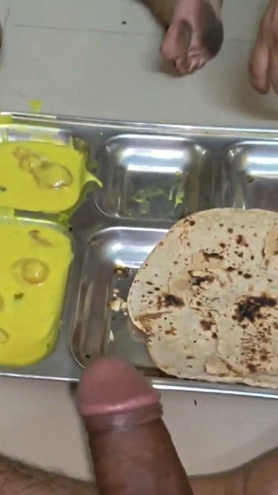 ভাবিকে খাবার খেতে খেতেই চোদা দিলাম | ক্লিপ ১