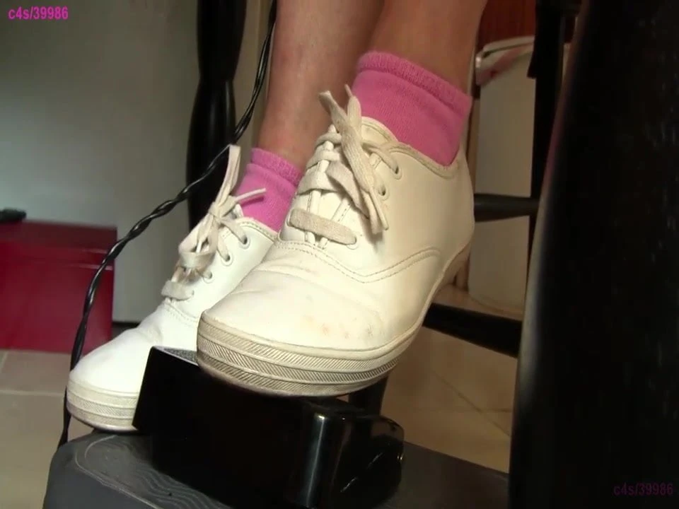 Penny keds pedálpumpálás első előnézet