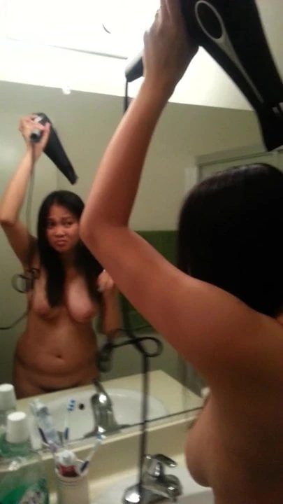 Sexy Filipina Nice Boobs in The Bathroom Part2