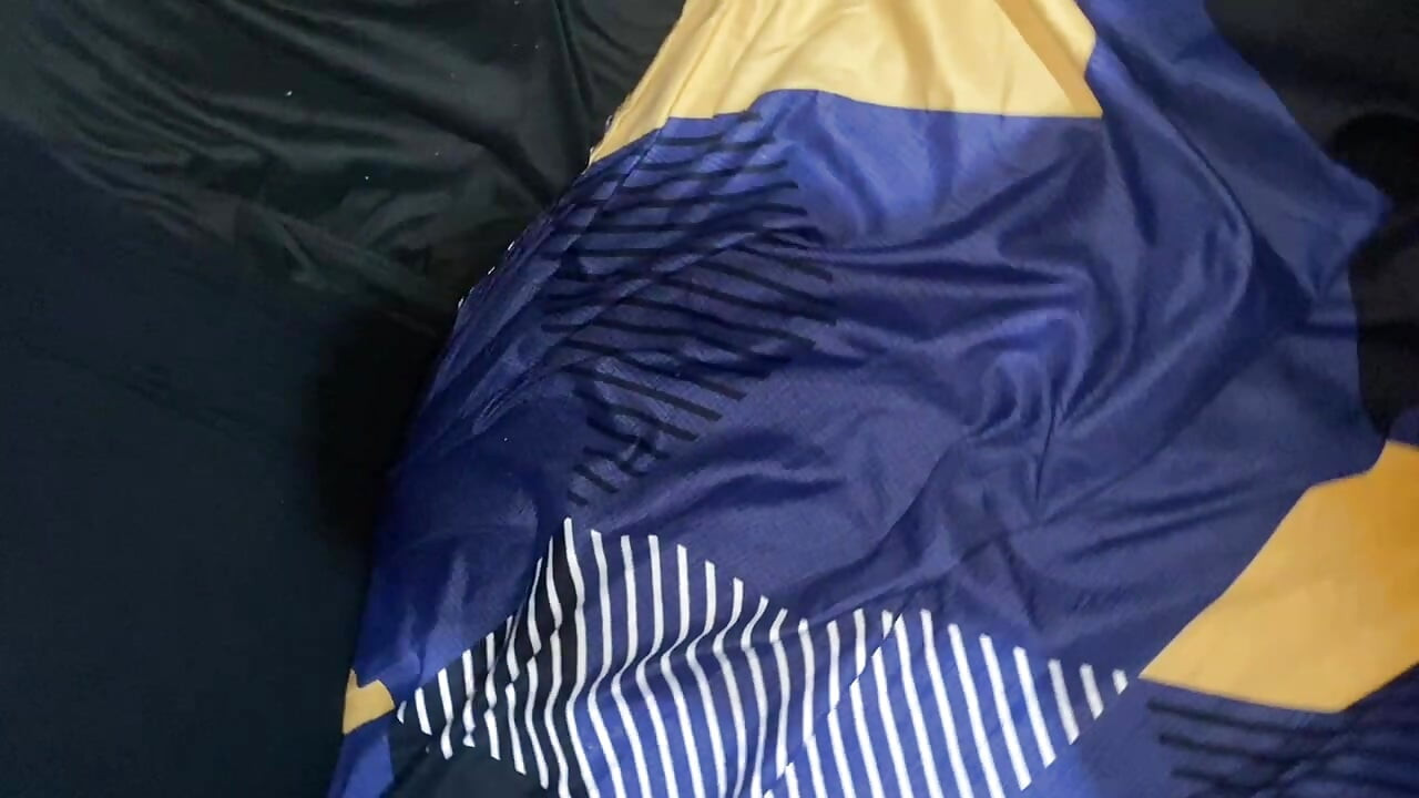 Grepe piękna przyrodnia siostra 18+ w swoim pokoju