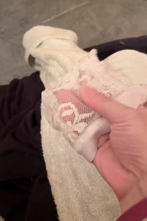 Wet Mess Pussy in Shower Time
