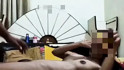 Nidhi dientot sama pacarnya sama kontol besar pria kulit hitam