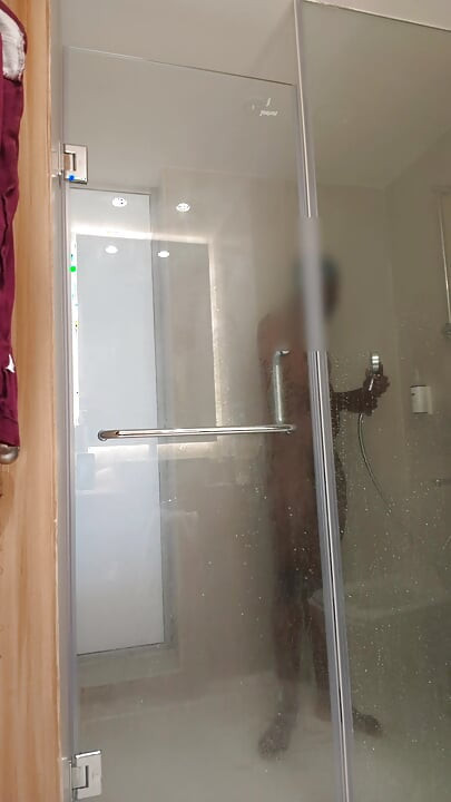 Single male bathing clip in five-star hotel. Male Shower