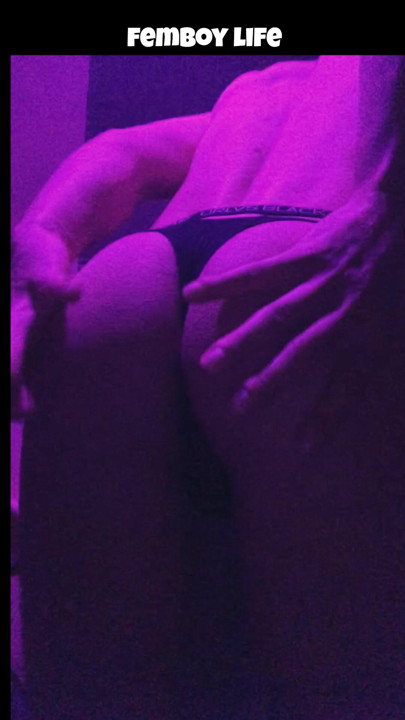 femboy masturbação