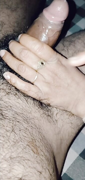 義父が嫁とセックス