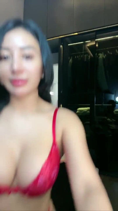 Indo Sex Model Tube | Clip 1